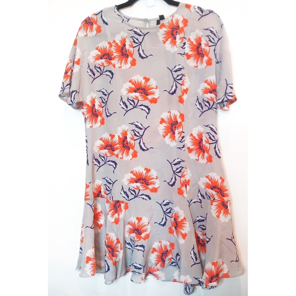 Topshop Dresses & Skirts - Topshop Boutique Floral Silk Dress